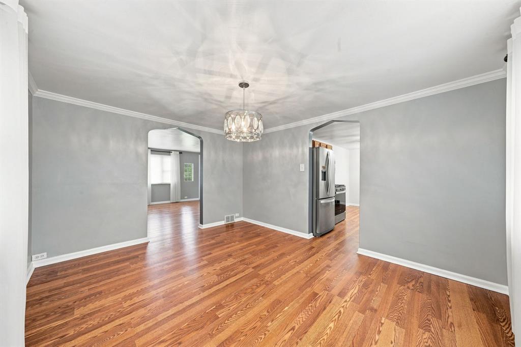 494 Lougeay Road Pittsburgh, PA 15235 - Photo 7 of 36 Gallery Image 7