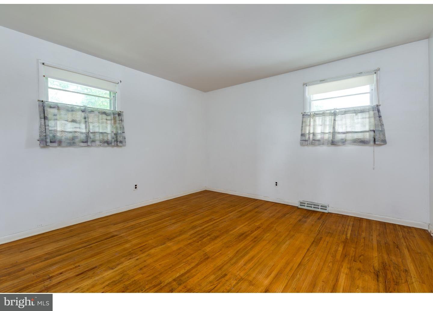 1605 Davis Road Runnemede, NJ 08078 - Photo 17 of 22