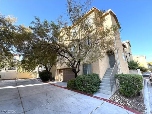 $1,700 | 4762 Burgess Park Court, Las Vegas, NV 89130