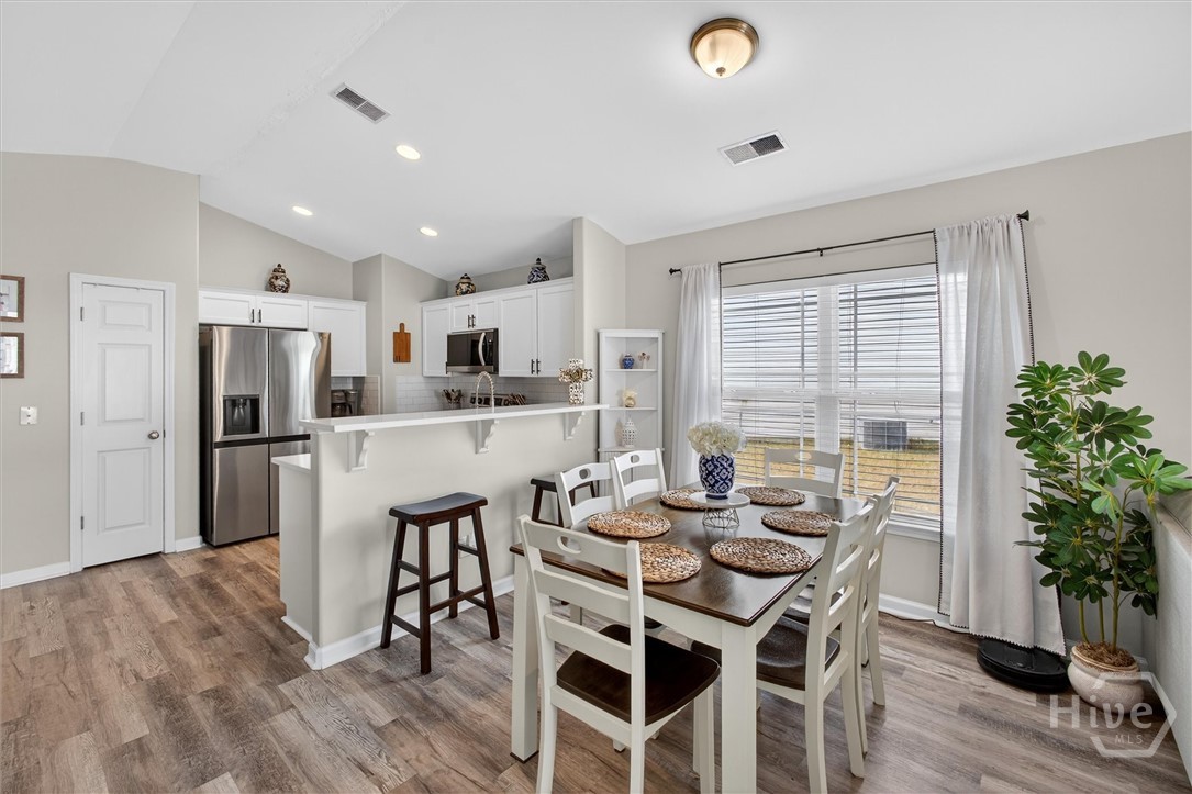 12 Spring Lake Circle Savannah, GA 31407 - Photo 10 of 35