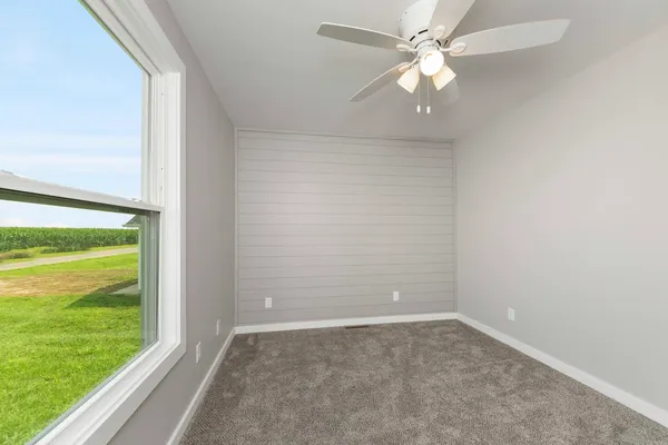 $238,500 | 2711 East 800 North Road, Wenona, IL 61377