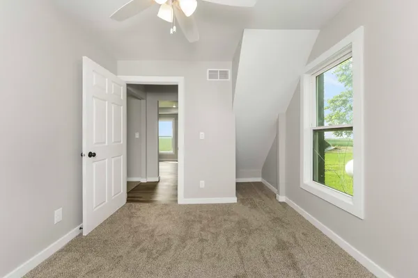 $238,500 | 2711 East 800 North Road, Wenona, IL 61377