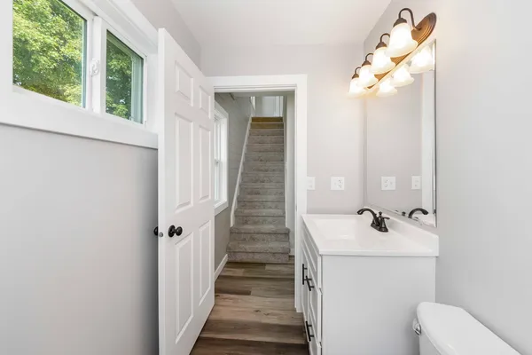 $238,500 | 2711 East 800 North Road, Wenona, IL 61377