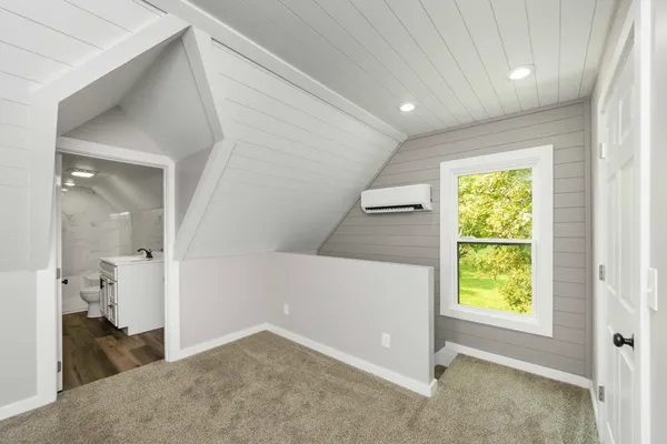 $238,500 | 2711 East 800 North Road, Wenona, IL 61377