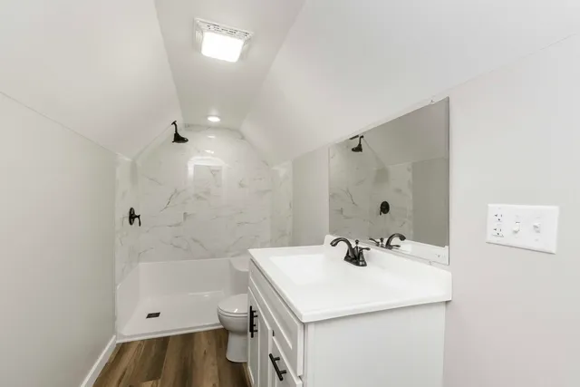 $244,900 | 2711 East 800 North Road, Wenona, IL 61377