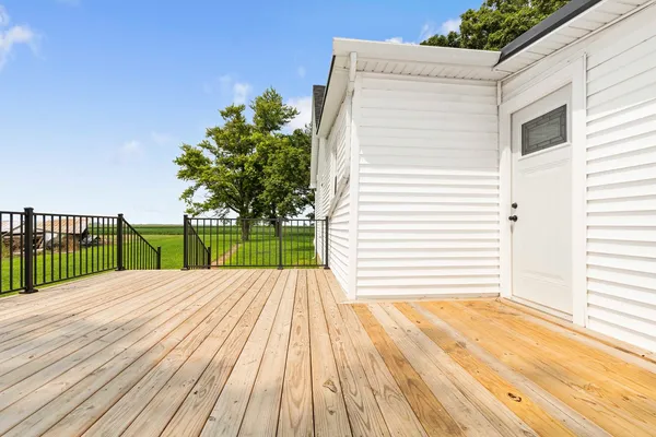 $238,500 | 2711 East 800 North Road, Wenona, IL 61377