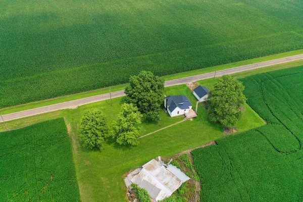 $238,500 | 2711 East 800 North Road, Wenona, IL 61377