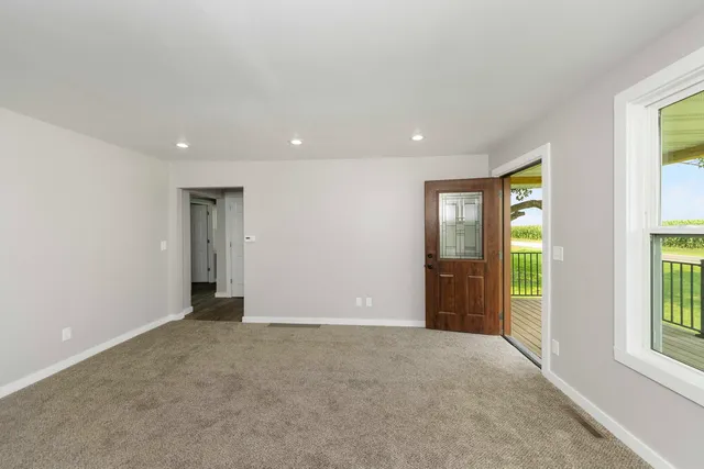 $244,900 | 2711 East 800 North Road, Wenona, IL 61377