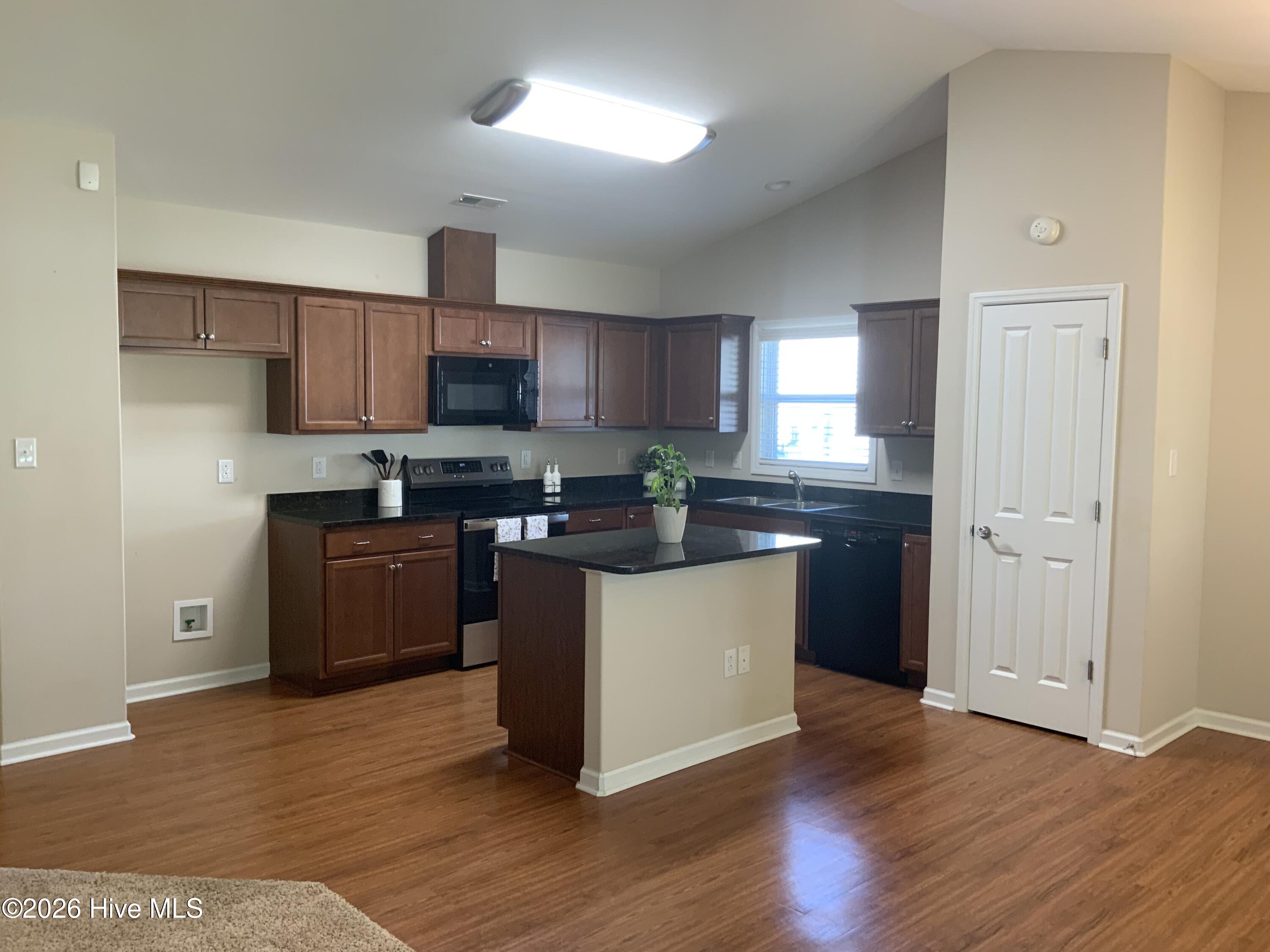 306 Station House Road New Bern, NC 28562 - Photo 3 of 16