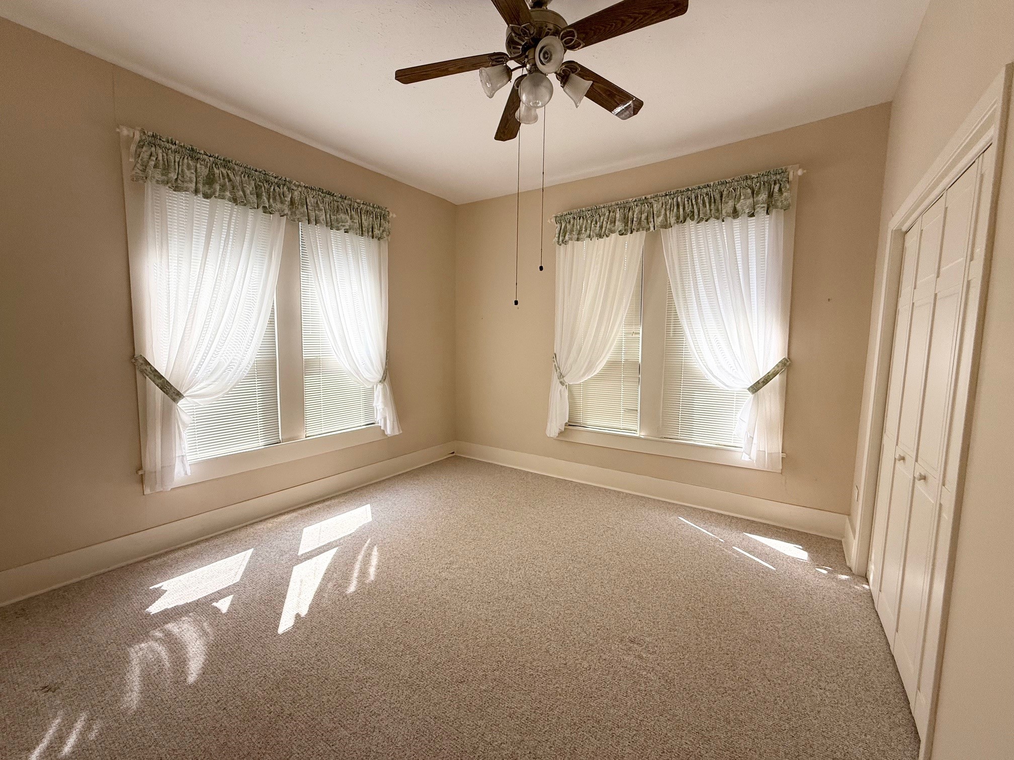 405 South 10th Street Crockett, TX 75835 - Photo 19 of 26