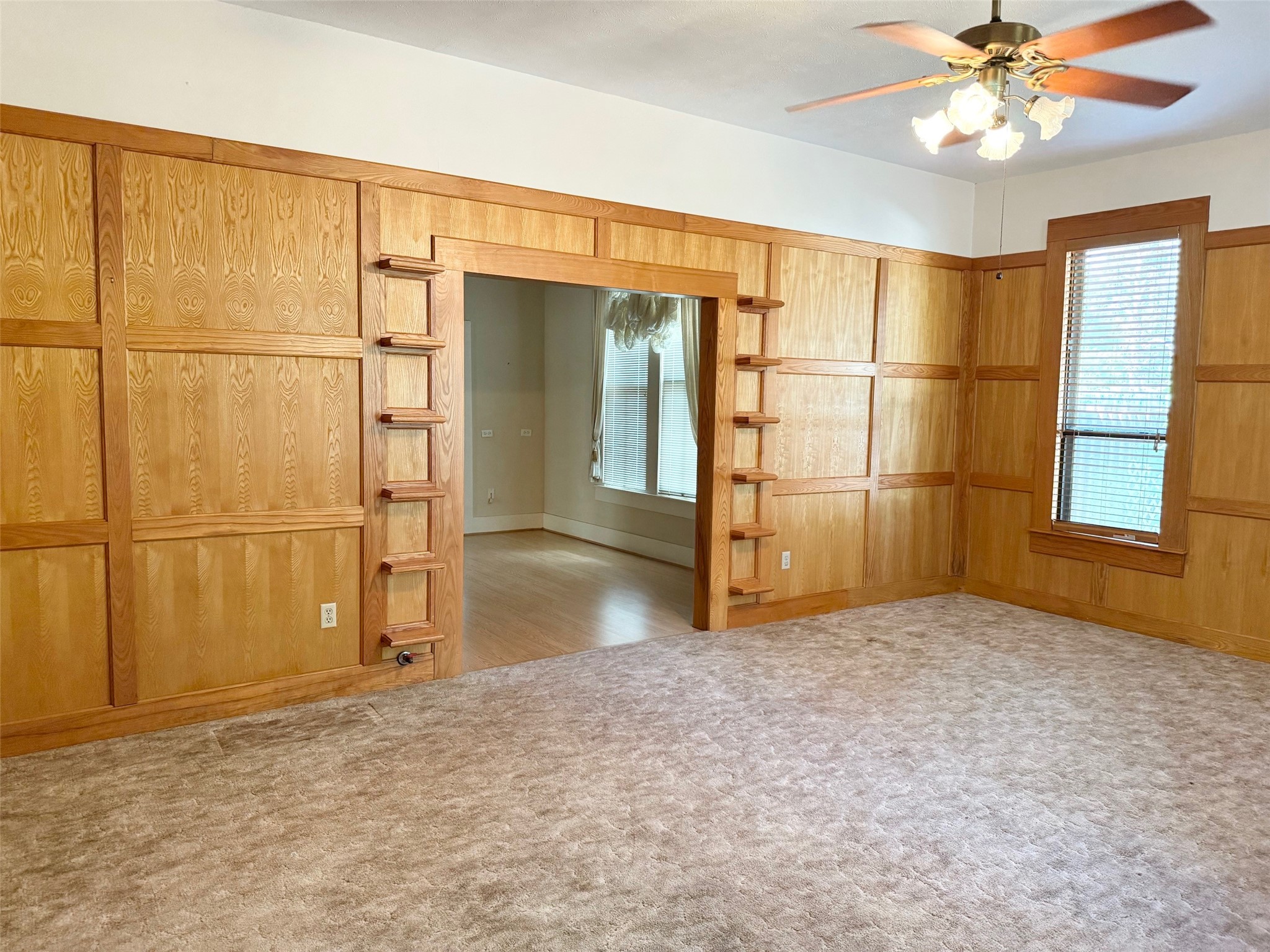 405 South 10th Street Crockett, TX 75835 - Photo 7 of 26