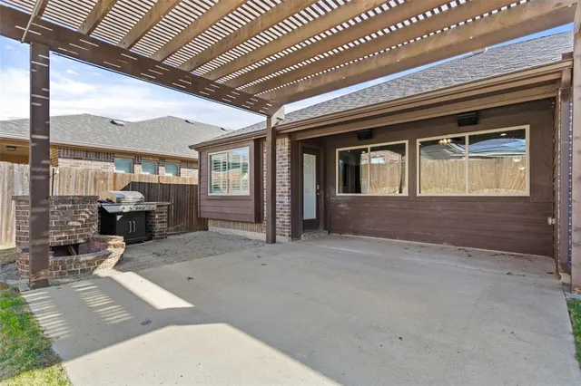 a view of an entryway with sitting space