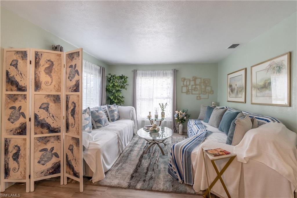 1360 5th Avenue North Naples, FL 34102 - Photo 4 of 45