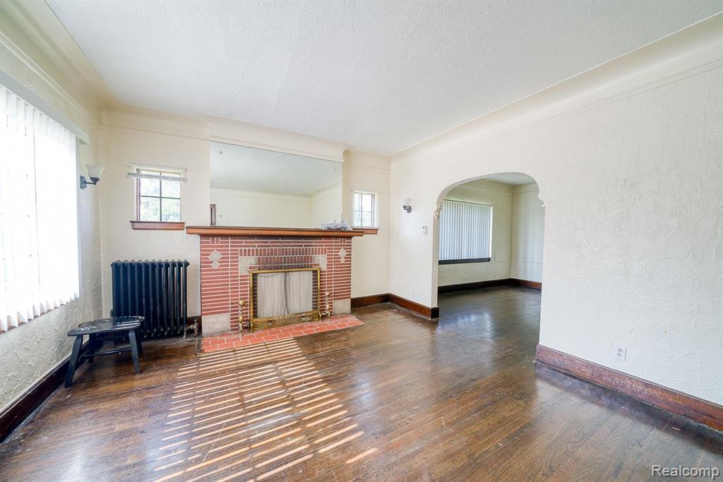 5106 Devonshire Road Detroit, MI 48224 - Photo 3 of 28