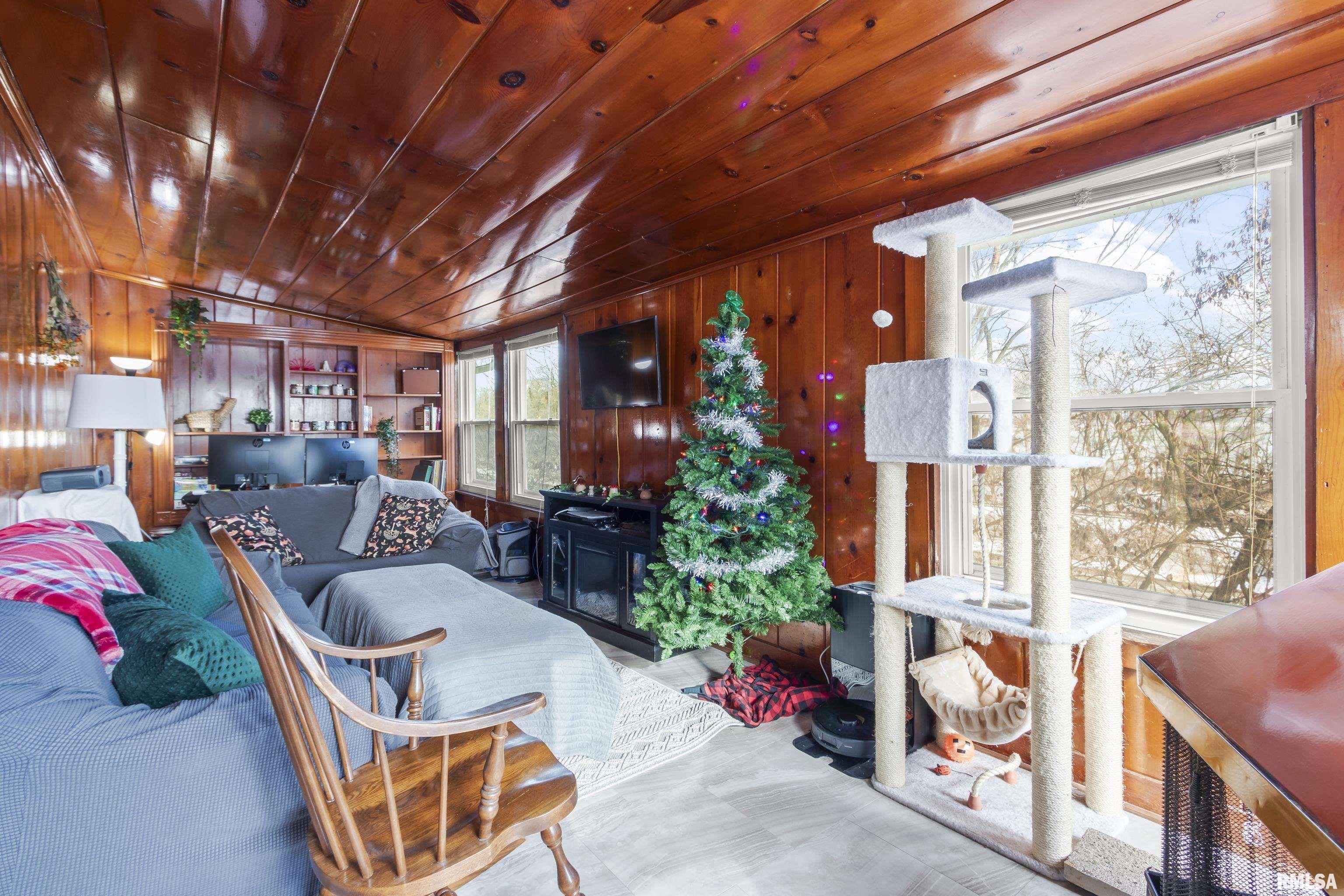 7425 North Galena Road Peoria, IL 61614 - Photo 14 of 27