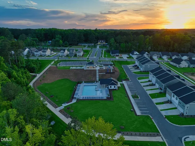 $383,969 | 368 White Oak Gdn Way, Unit 230, Garner, NC 27529