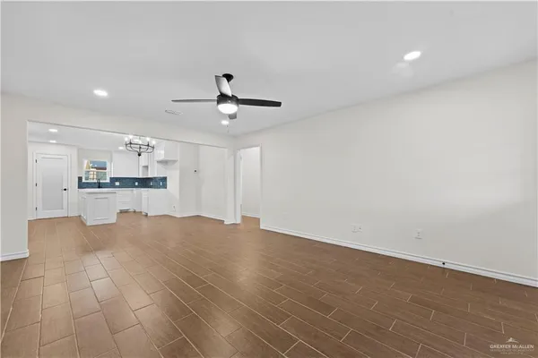 $1,650 | 811 South 19th Avenue, Edinburg, TX 78539