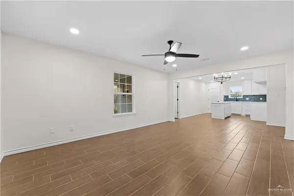 $1,650 | 811 South 19th Avenue, Edinburg, TX 78539
