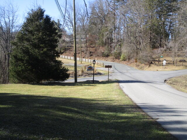 201 Alum Springs Road Lexington, VA 24450 - Photo 15 of 15 IMG_7781