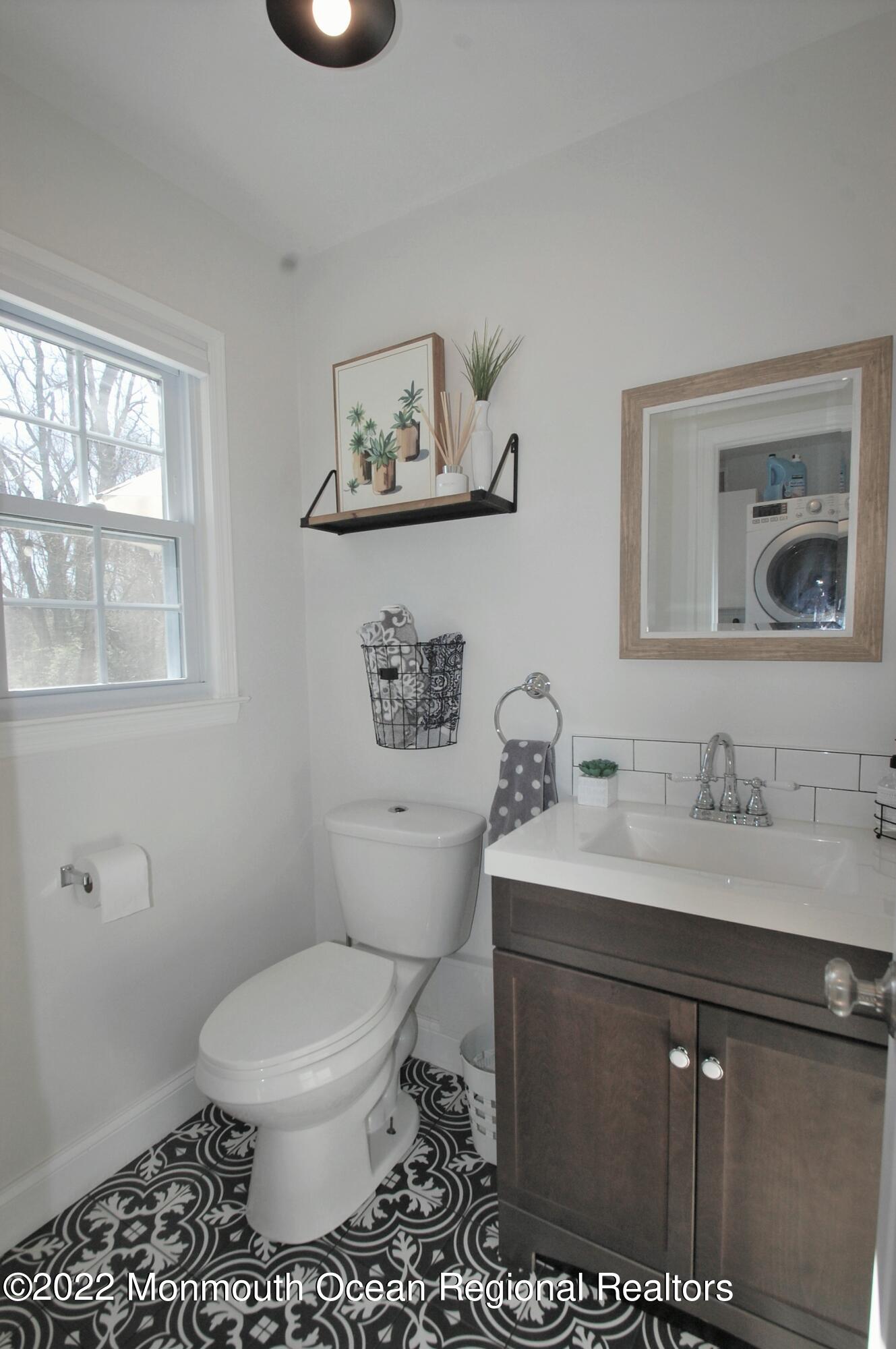 6 Templer Way Hazlet, NJ 07730 - Photo 17 of 41 CSC_0085 (2)