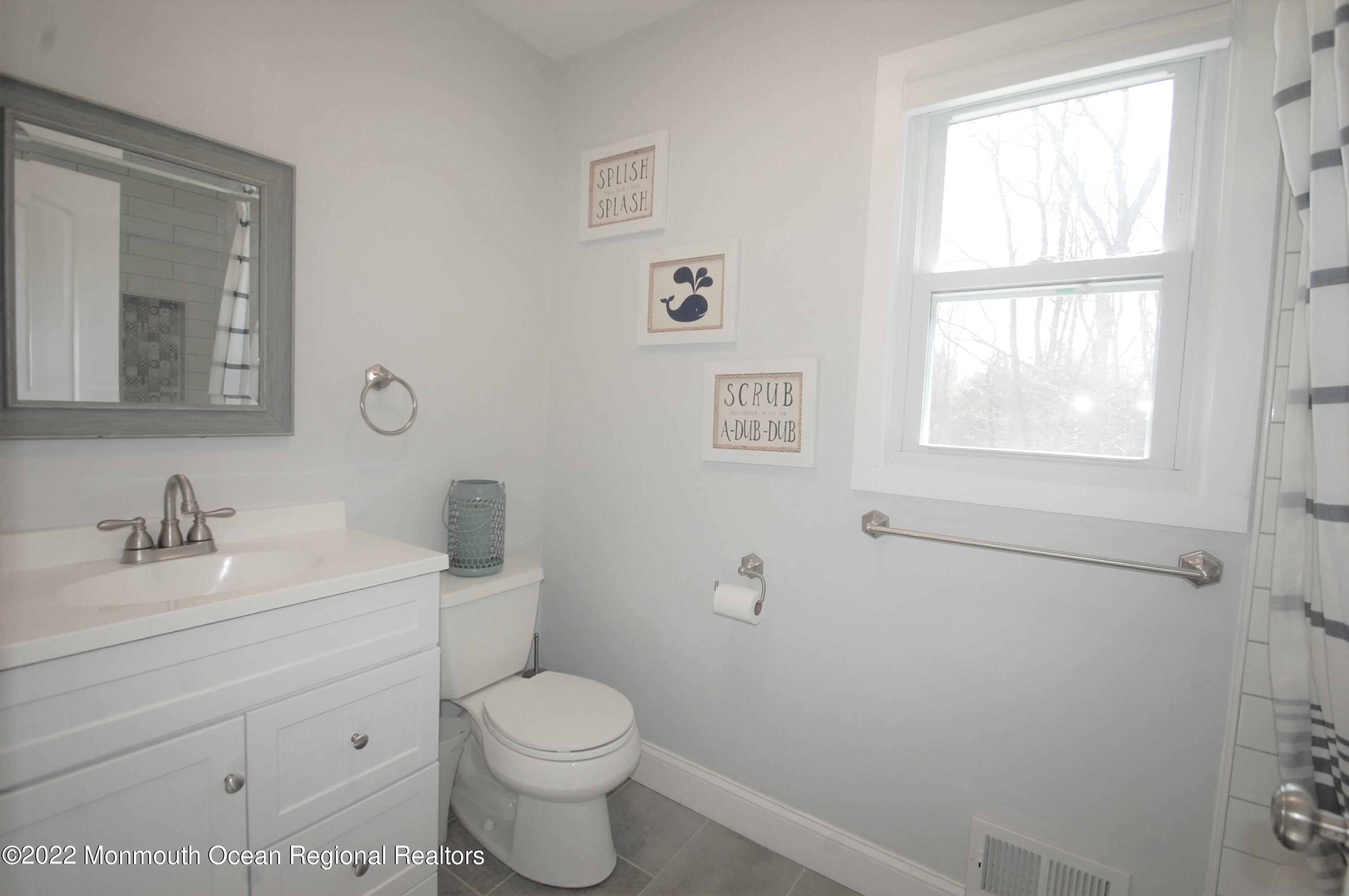 6 Templer Way Hazlet, NJ 07730 - Photo 33 of 41 DSC_0062 (2)