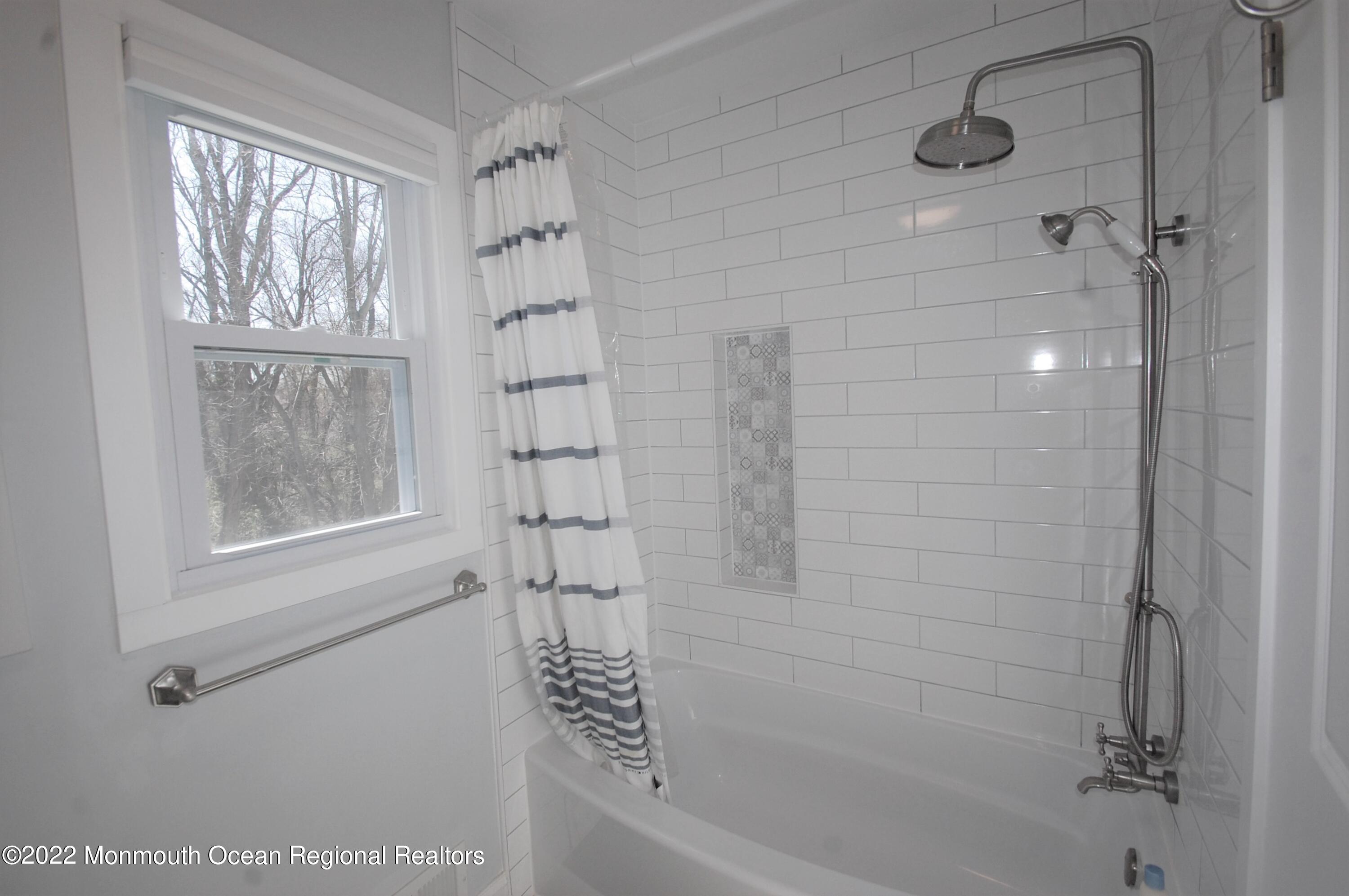 6 Templer Way Hazlet, NJ 07730 - Photo 34 of 41 DSC_0063 (2)