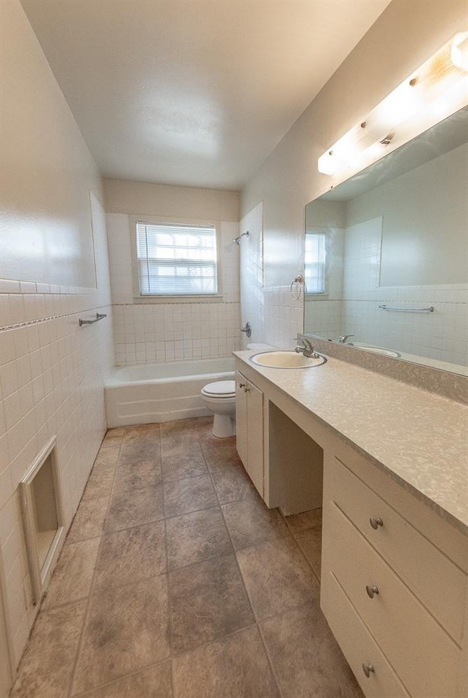 4301 31st Street Lubbock, TX 79410 - Photo 12 of 25 Photo 12