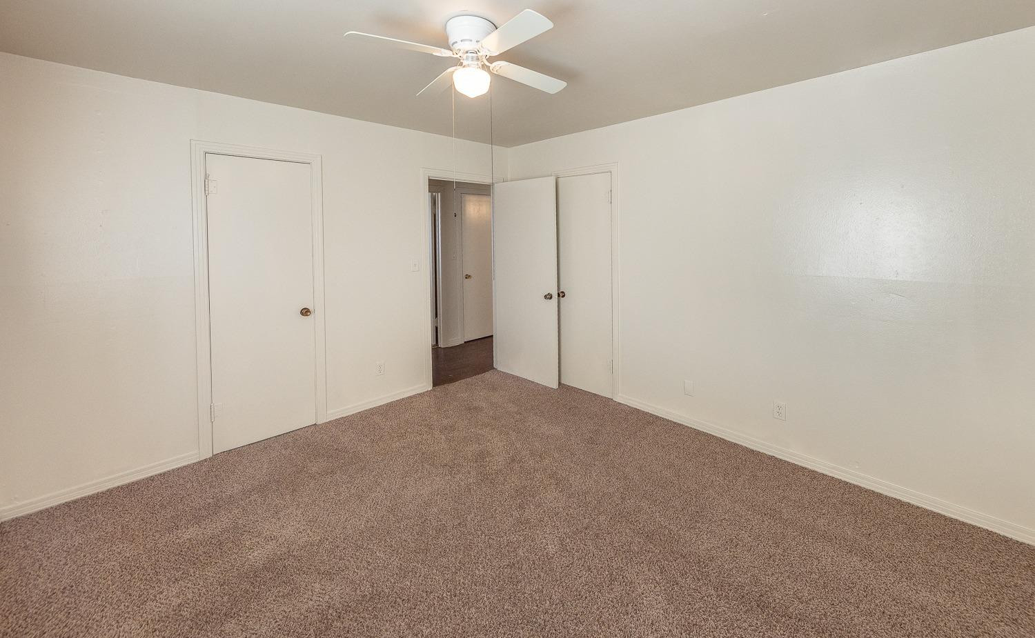 4301 31st Street Lubbock, TX 79410 - Photo 14 of 25 Photo 14