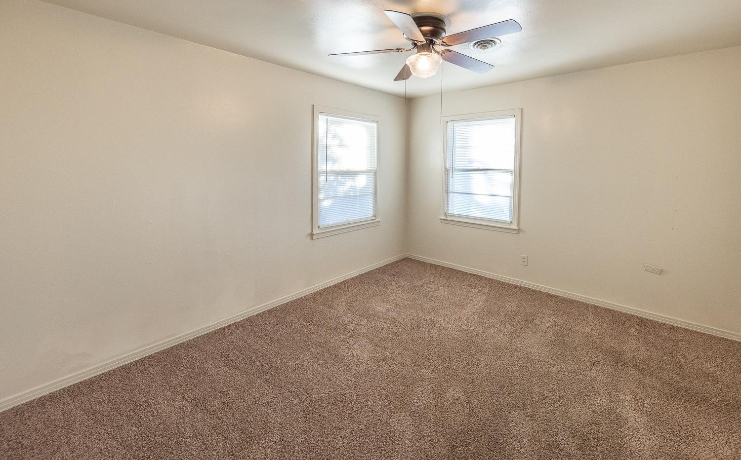 4301 31st Street Lubbock, TX 79410 - Photo 15 of 25 Photo 15