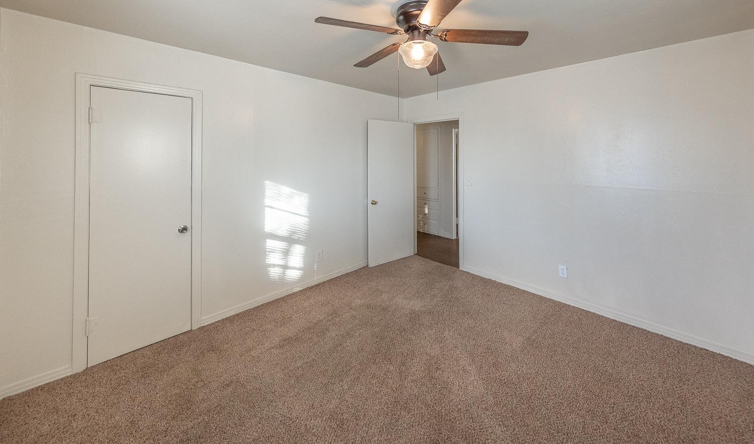 4301 31st Street Lubbock, TX 79410 - Photo 16 of 25 Photo 16