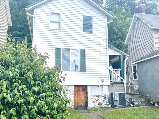 $57,500 | 1017 Johnston Avenue, Kittanning, PA 16201