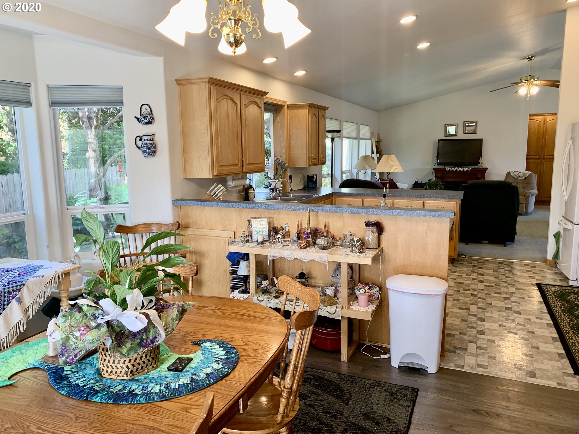 859 9th Street Southwest Bandon, OR 97411 - Photo 13 of 32 Gallery Image 13