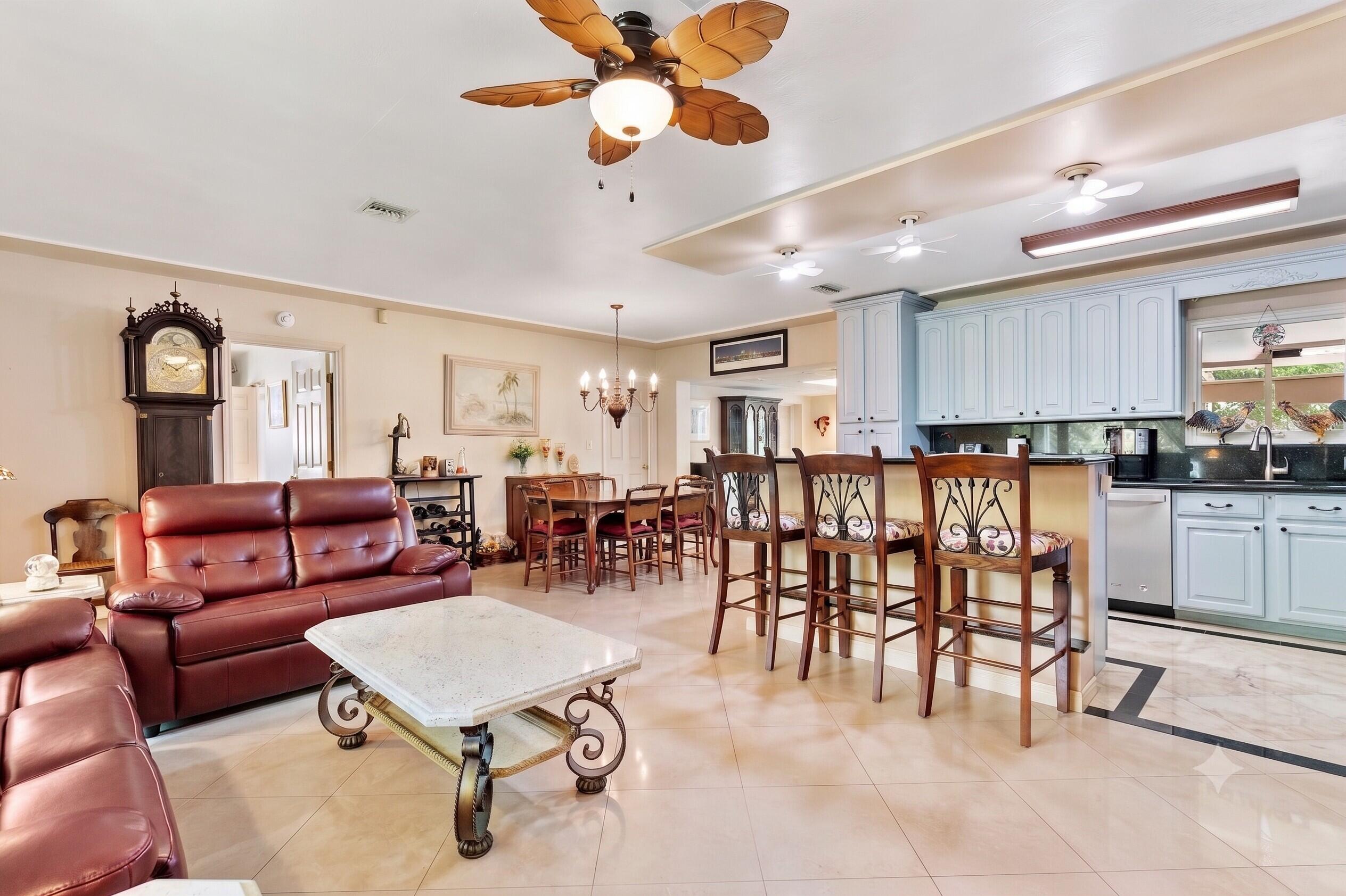 660 Azalea Court Plantation, FL 33317 - Photo 8 of 32 living dining