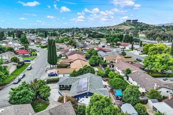 $525,000 | 333 Honeysuckle Drive, Fairfield, CA 94533