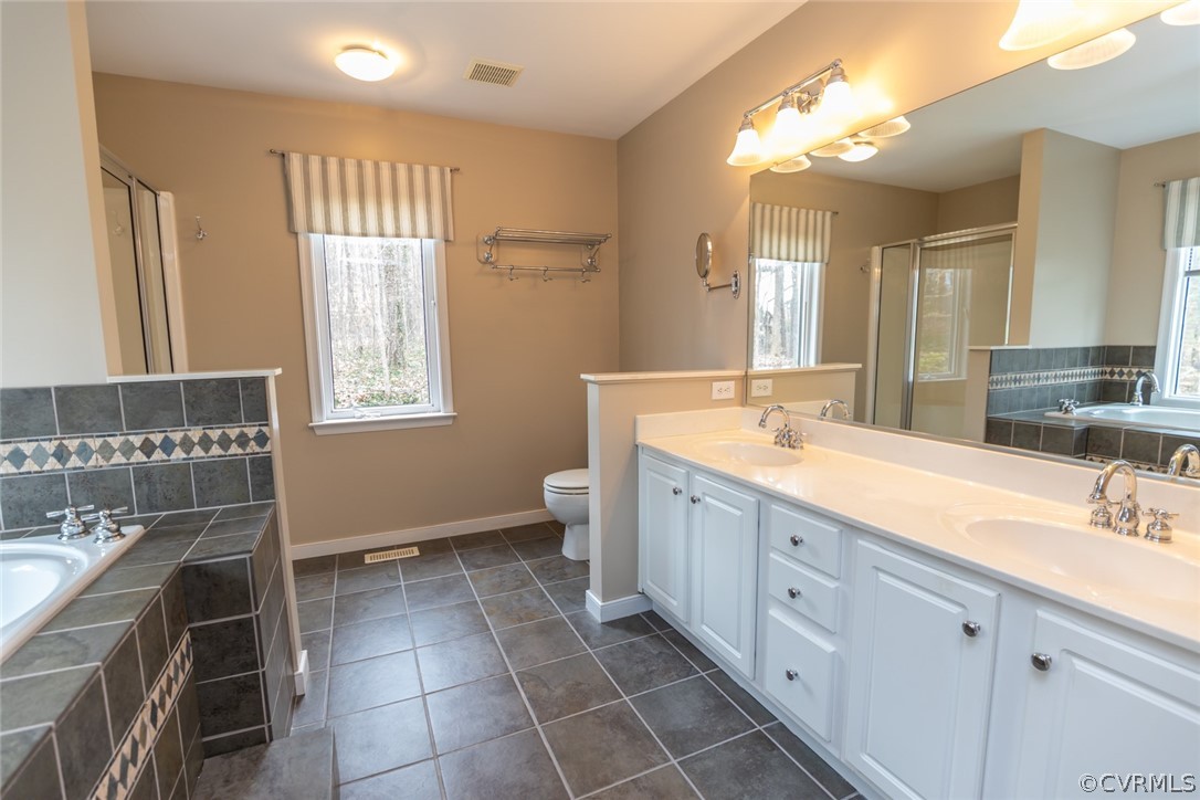 14009 Harbour Pointe Road Midlothian, VA 23112 - Photo 9 of 50 Master bath with beautiful tile floor and trim, du
