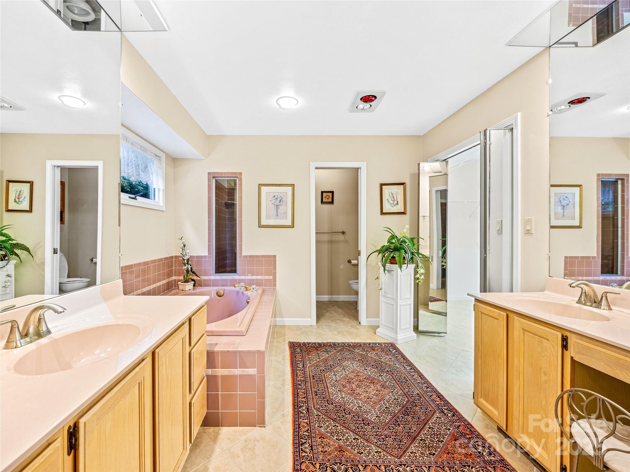 811 Sunlight Ridge Drive Hendersonville, NC 28792 - Photo 26 of 32