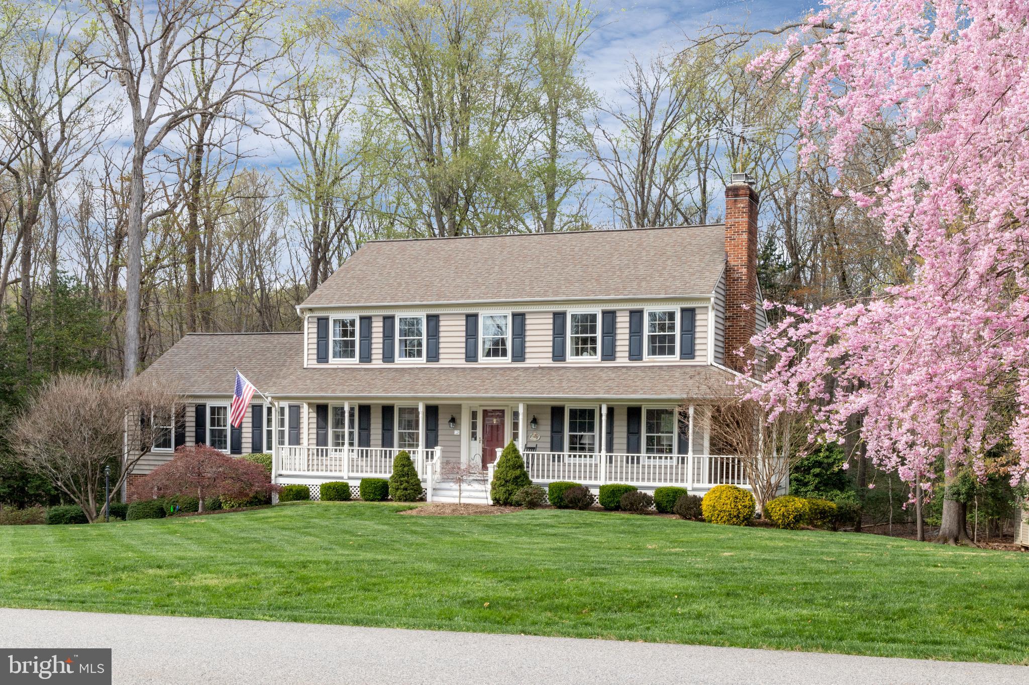 6040 Chapman Road Lorton, VA 22079 - Photo 1 of 58 Stunning Colonial 1 block from the water!