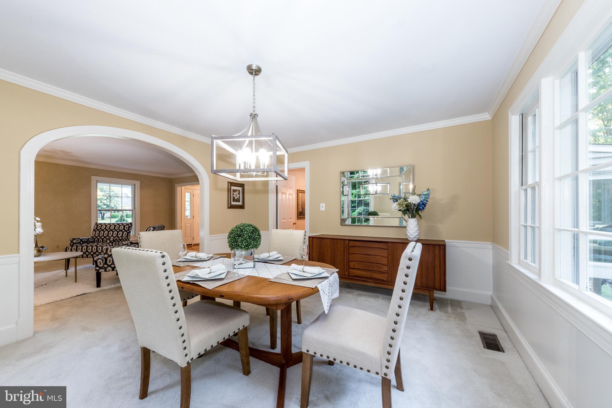 6040 Chapman Road Lorton, VA 22079 - Photo 15 of 58 Enjoy hosting those large dinner parties here!