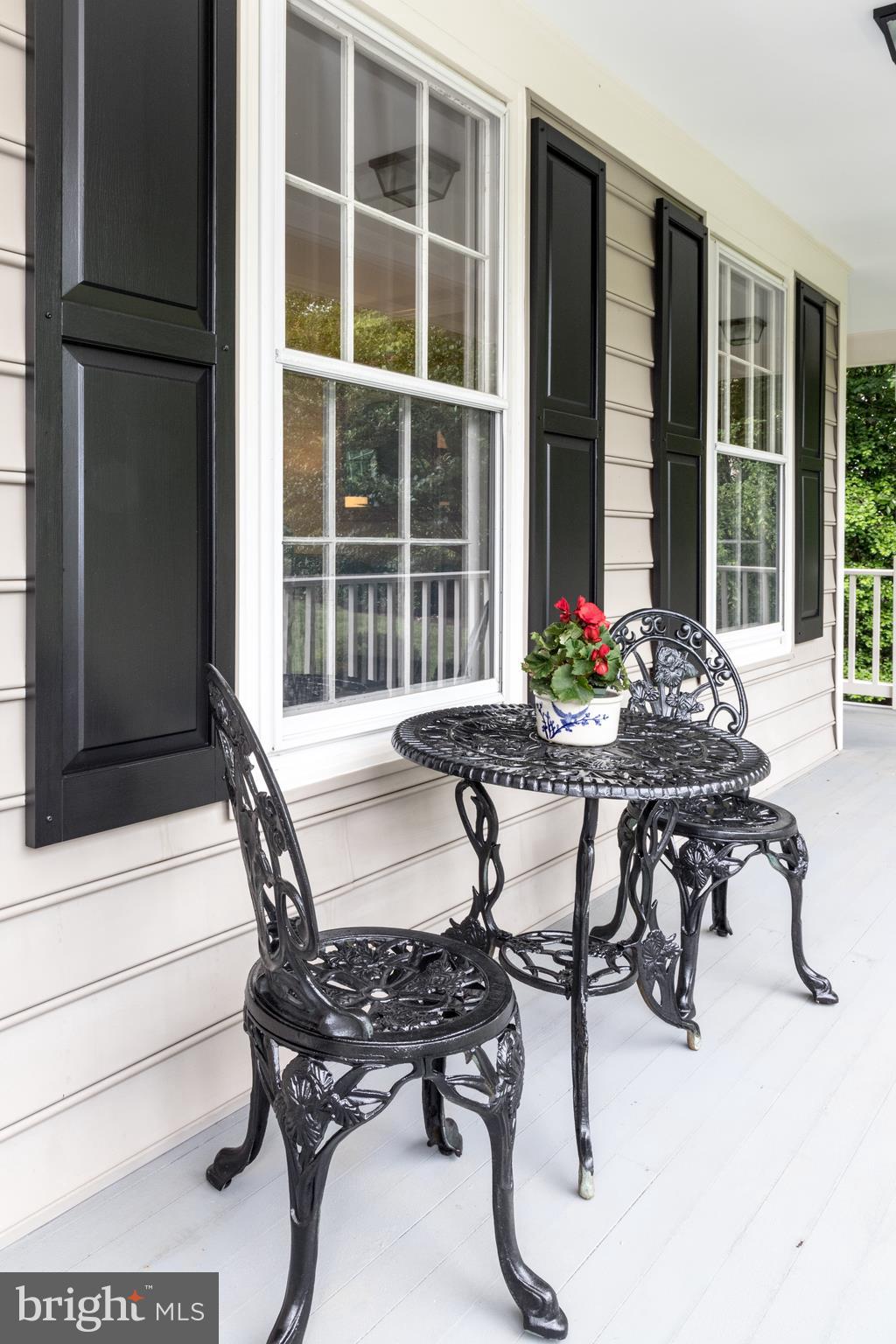 6040 Chapman Road Lorton, VA 22079 - Photo 5 of 58 Relax in this amazing setting!