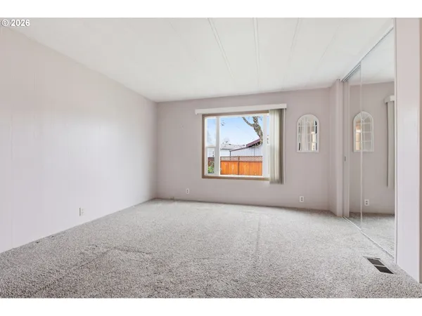 $119,000 | 13640 Southeast Highway 212, Unit 23, Clackamas, OR 97015