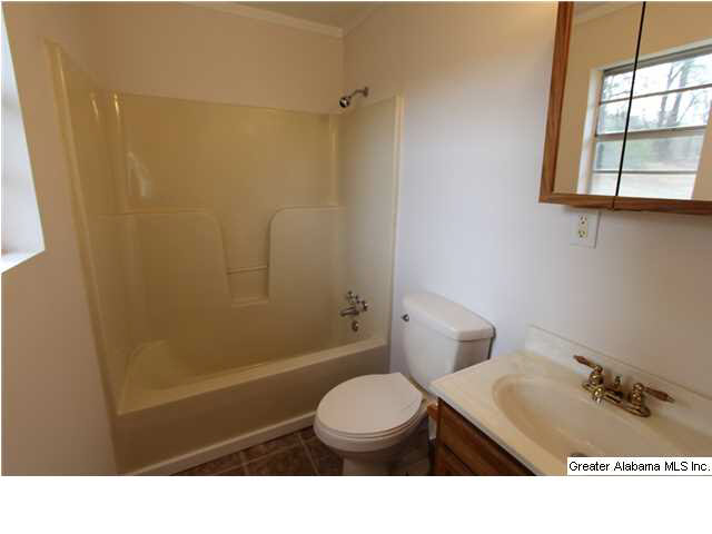 1304 Montevallo Road Weaver, AL 36277 - Photo 20 of 32