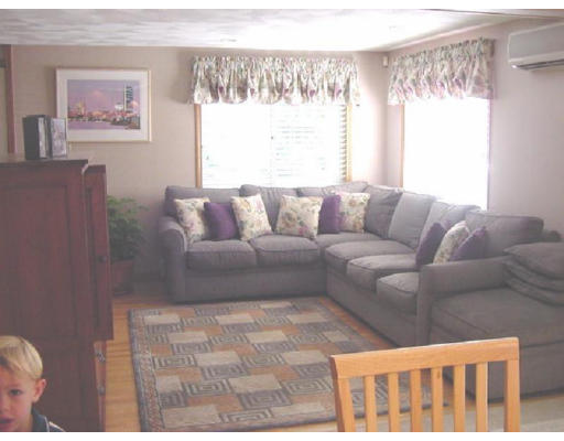 75 Whittier Road Reading, MA 01867 - Photo 9 of 13 Gallery Image 9