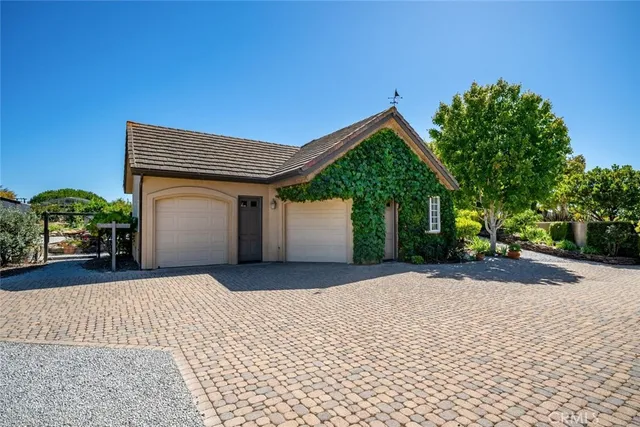 $7,900,000 | 6550 Avila Valley Drive, San Luis Obispo, CA 93405