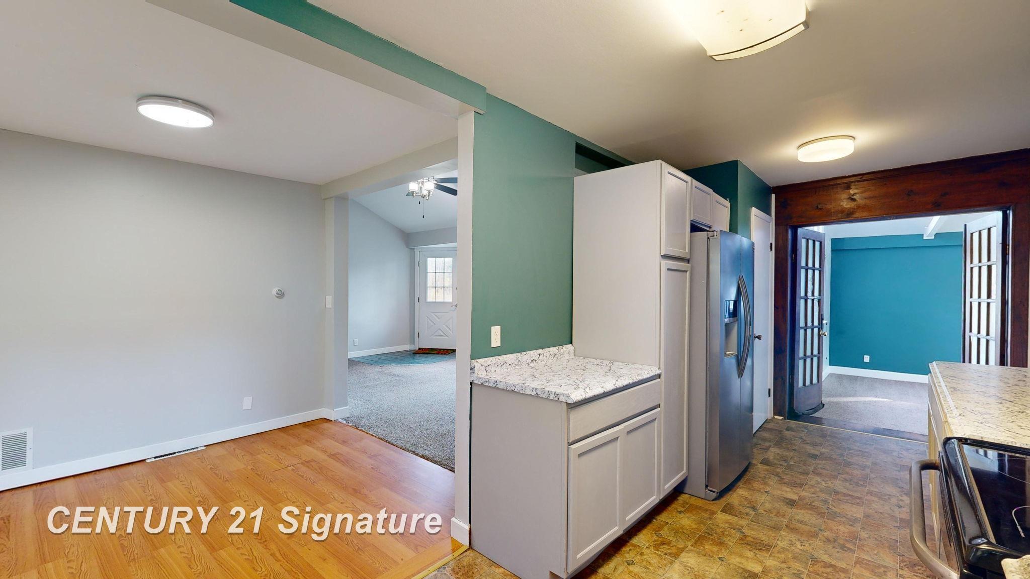 7035 Coldwater Road Flushing, MI 48433 - Photo 7 of 35