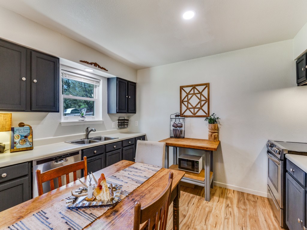 710 5th Street Comfort, TX 78013 - Photo 12 of 34