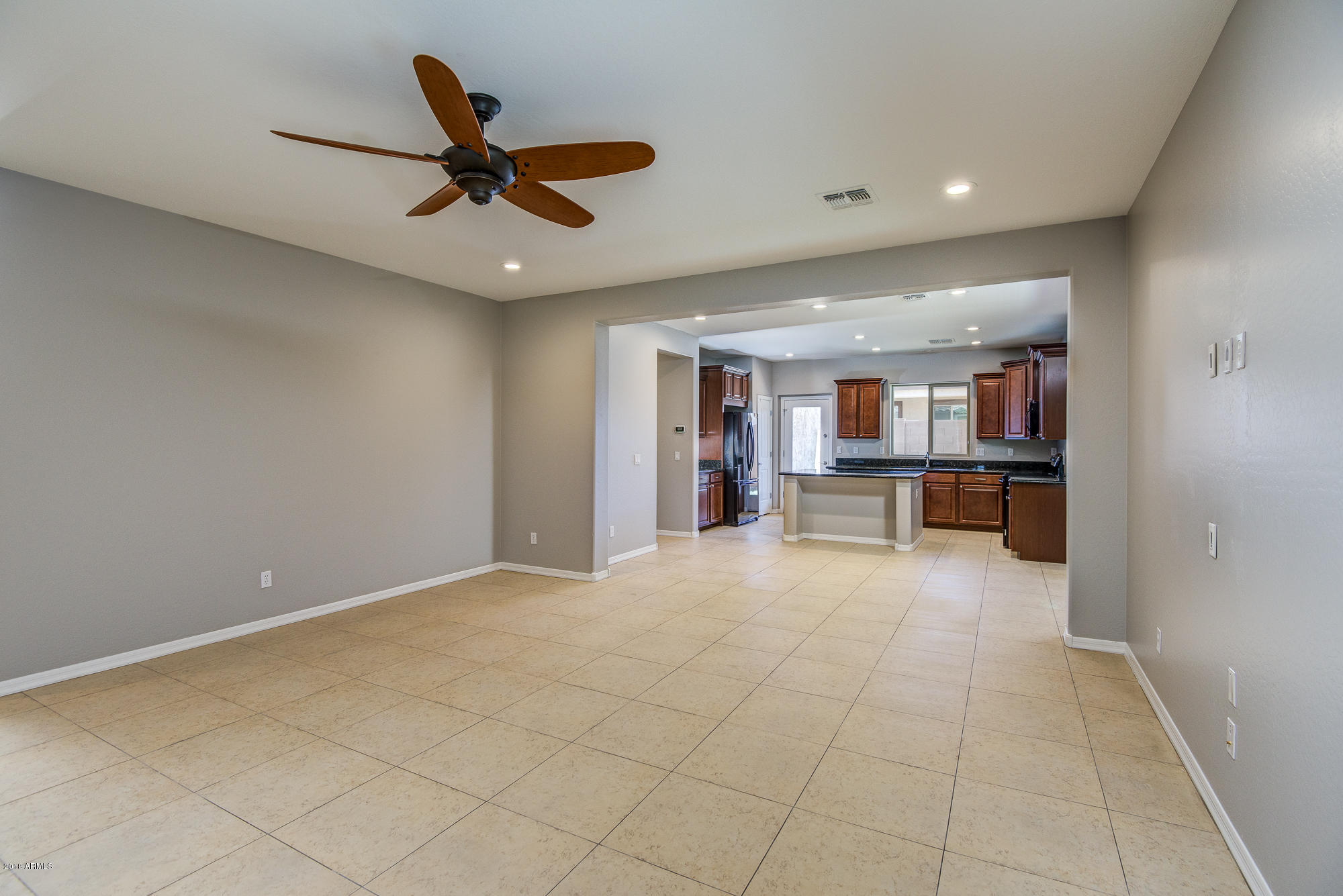 1819 South Rochester Drive Gilbert, AZ 85295 - Photo 9 of 25 DSC_4428_