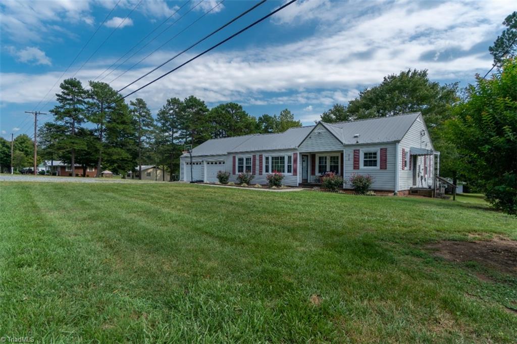 512 Welcome-Bethesda Road Lexington, NC 27295 - Photo 3 of 28 Gallery Image 3