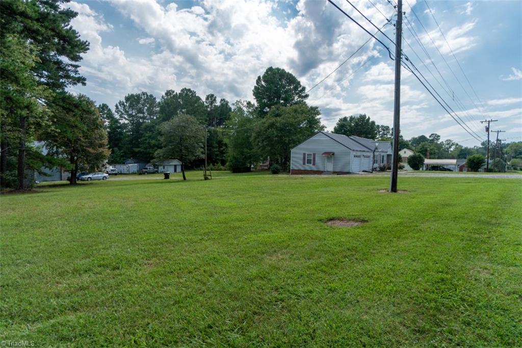 512 Welcome-Bethesda Road Lexington, NC 27295 - Photo 4 of 28 Gallery Image 4