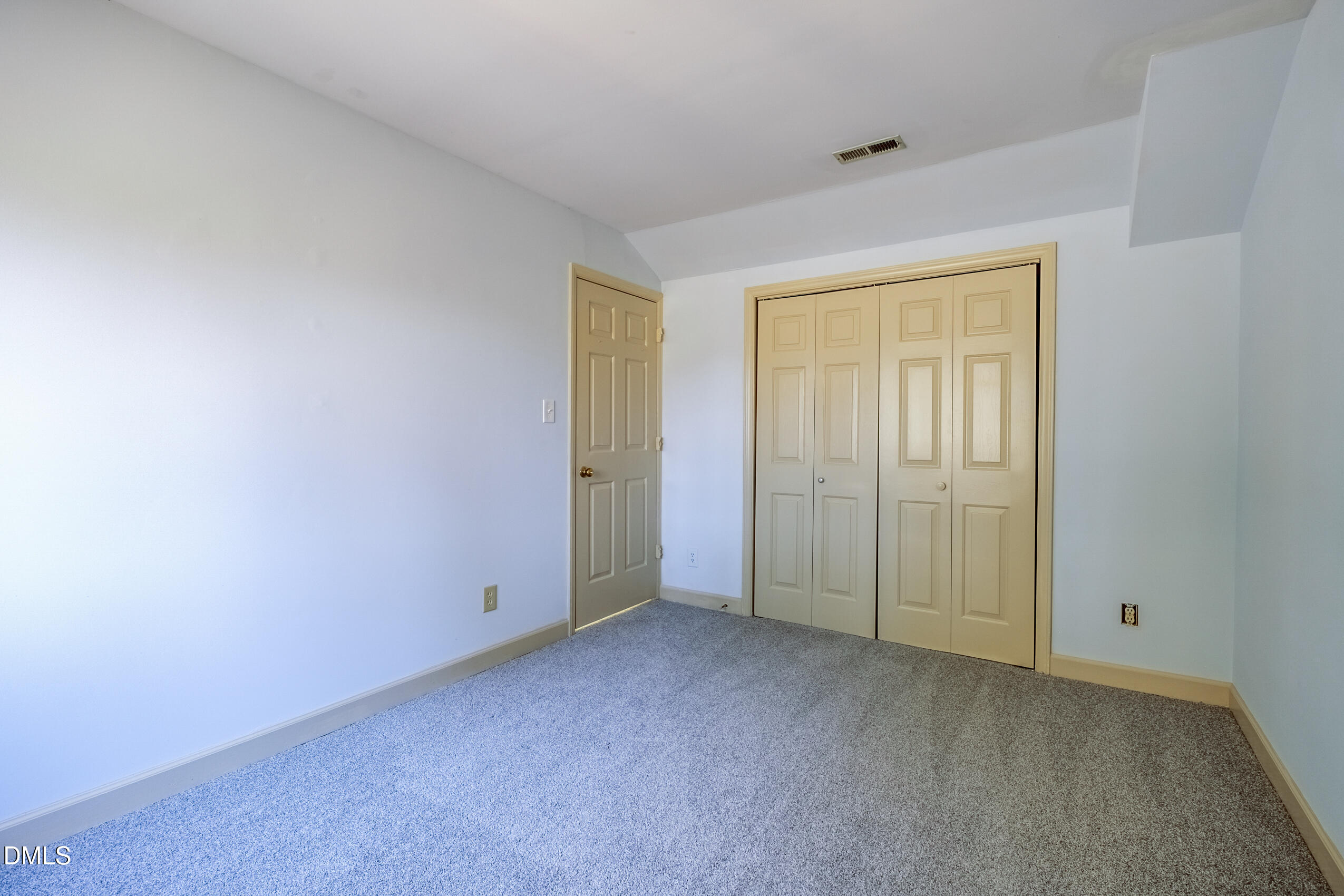 10 Innisfree Drive Durham, NC 27707 - Photo 33 of 36 a view of an empty room
