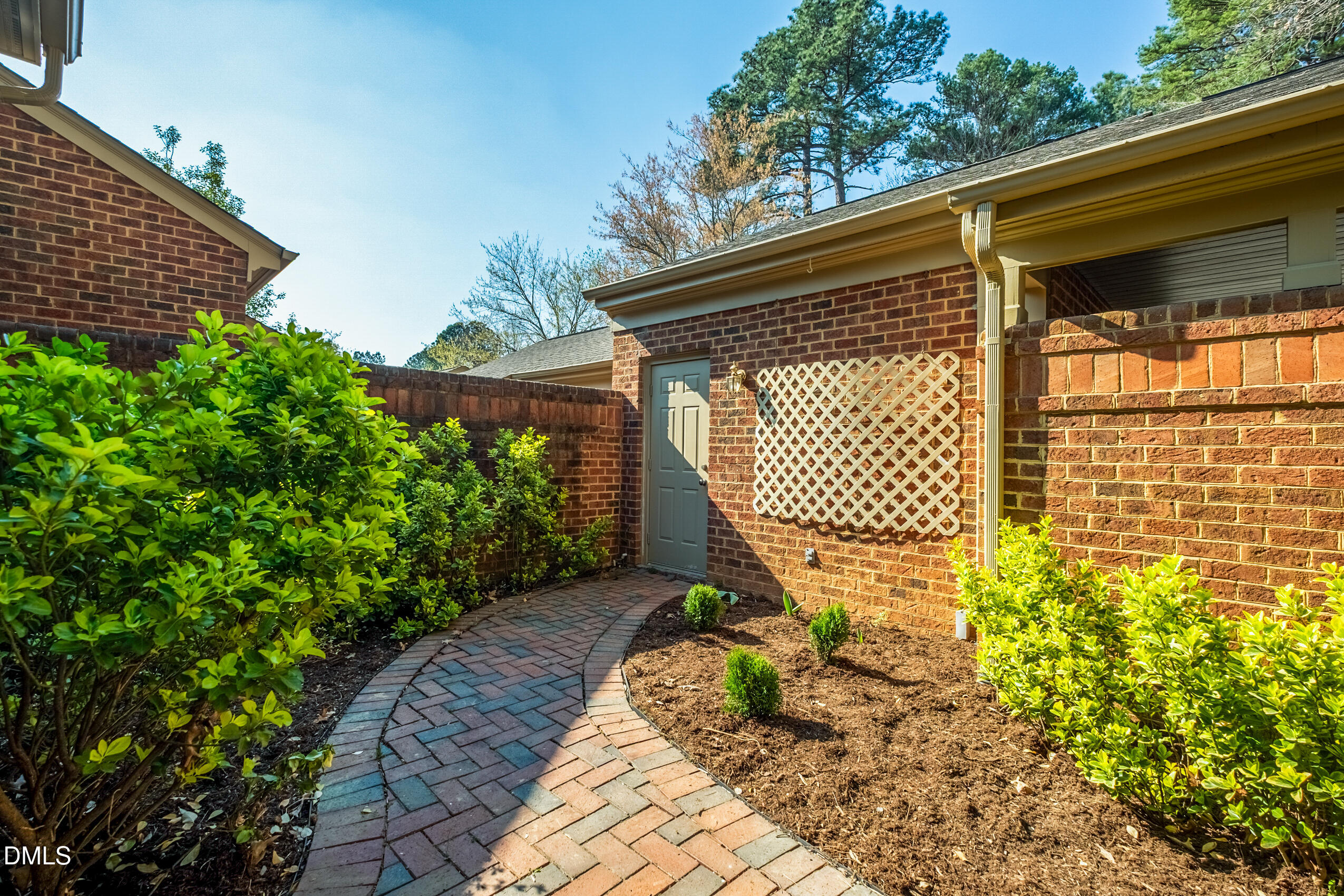 10 Innisfree Drive Durham, NC 27707 - Photo 6 of 36 a view of a backyard with pathway